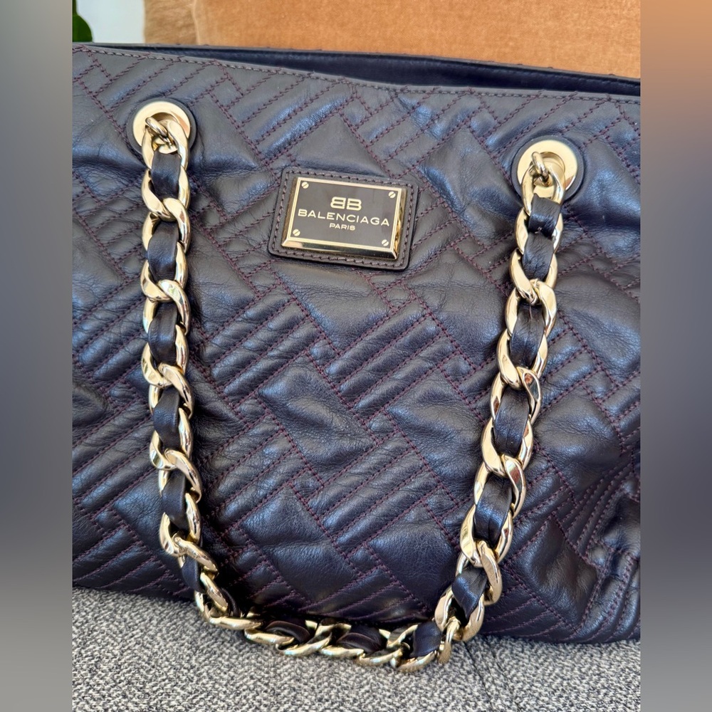 Balenciaga Dark Brown Chevron Quilted Leather Shoulder Bag (COA) - Picture 4 of 16